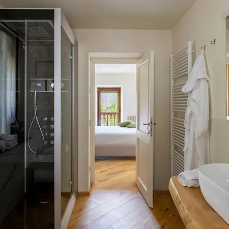 La Portineria Luxury Bed and breakfast Piancogno